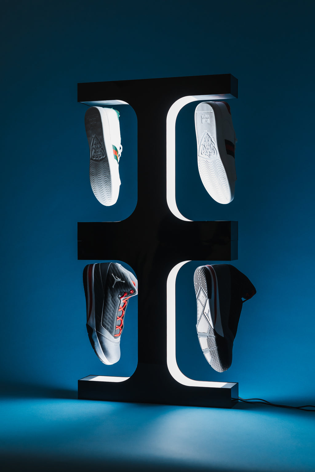 İkili Levitasyon Sergi Standı